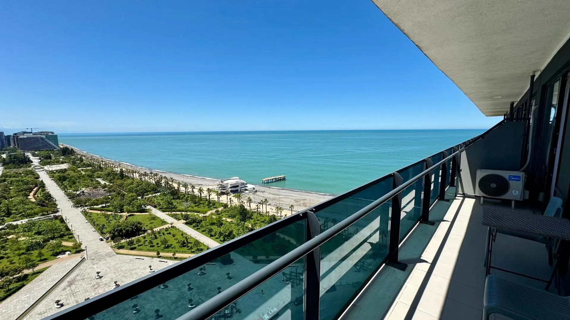Batumi Orbi Beach Tower Gürcistan